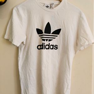 ORIGINAL Adidas Originals Logo  Tshirt