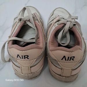 Air UK 5 GIRL Shoes