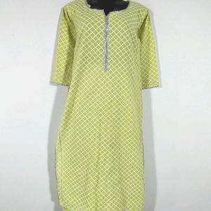 Light Green Kurta Set (Women's)