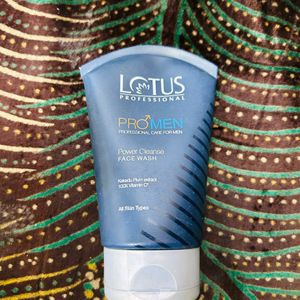 Lotus Professional Men Facewash