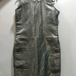 🆕️ Grey Brocade Silk Sleeveless Kurta