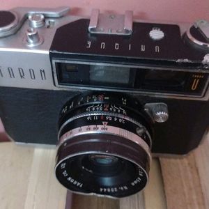 Vintage Taron Camera