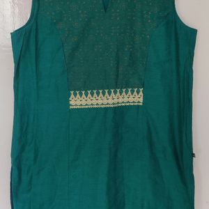 rGreen Stylish Shiny Kurta With Silk And Cotton In