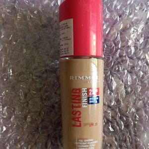 RIMMEL LONDON FULL COVERAGE LIGHTWEIGHT FOUNDATION