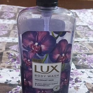 Lux Body Wash (Black Orchid Scent & Juniper Oil)