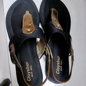 NEW BLACK Branded Flats