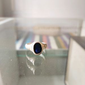 5.80 CTS Blue Sapphire Nilam Stone In Silver Ring.