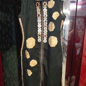 Beautiful Kurtie With Mirror Work & Embroidery