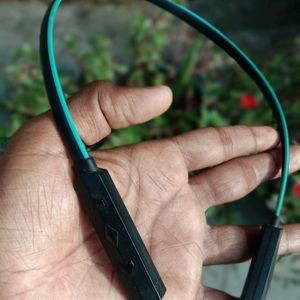 BT neckband