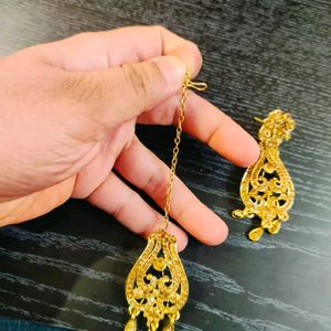 Earings And Mangtika