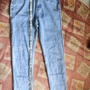 Urbanic Straight Leg Denim Faded Blue Jeans