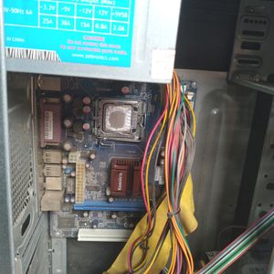 Cpu Cabinet With Everything Free Inside