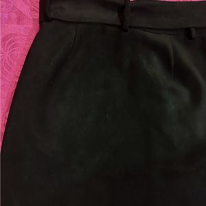 Black Basic Skirt