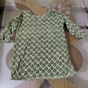 Short Women Kurta In Size 36