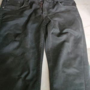 Black Jeans At Affordable Price