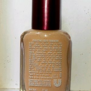 Lakme Perfecting Liquid Foundation