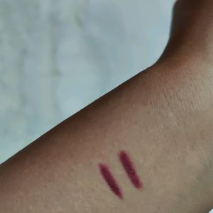 Set Of 2 Lip Liners Burgundy & Purple