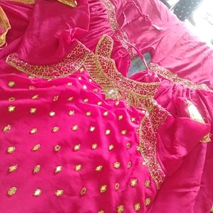 Beautiful Grara Suit With Heavy Neck Design