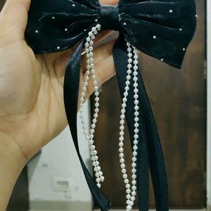 Black Bow Hair Clip