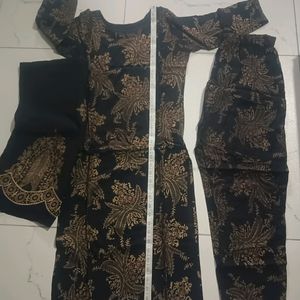 Women Black 🖤 Rayon Printed Kurta Set