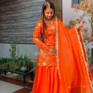 Top Lehenga Dupatta