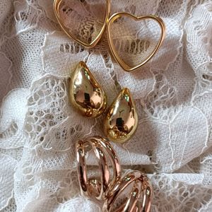 Heart Earrings ( Brand New)