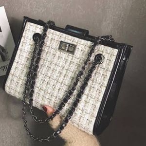 Women Chain Handbag