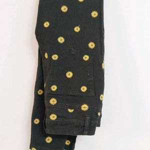 Sunflower Pattern Printed Black Jean