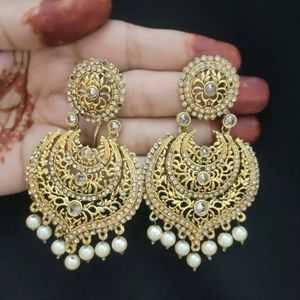 Chandbali Earing