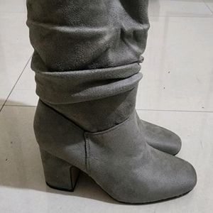 Classy Grey Mid Top Heeled Boots