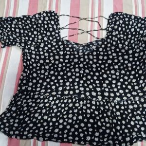 Beautiful Daisy Top