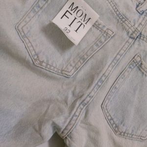 Mom Fit And Straight Pant With Combo