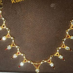 Beautiful Necklace (Red, Gold, Silver Plated)