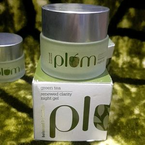 PLUM GREEN TEA RENEWED CLARITY NIGHT GEL