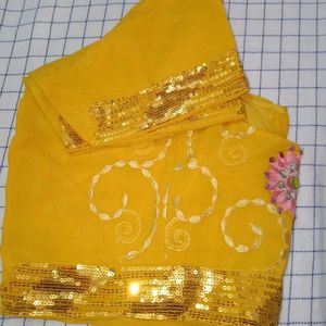 Yellow Saree With Blouse