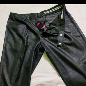 30₹off/Korean Grey Trouser (6-8)