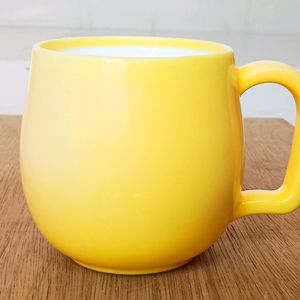 Smiley Coffee/Tea Cup Yellow Color