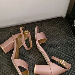 Women Pink Block Heel Strappy Buckle Sandal