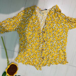 Yellow Floral Printed Shirt / Like New