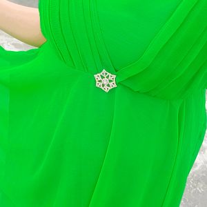 Full Flayer Parrot Green Gown 💚💚