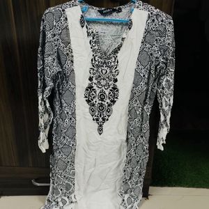 New Imaara Pakistani Long Beautiful Kurti