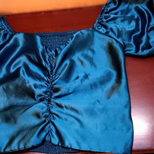 Blue stretchable top