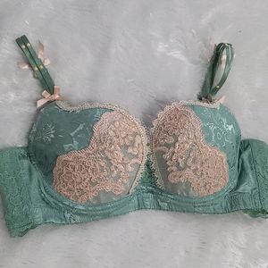 Lacy Padded Pushup Bra