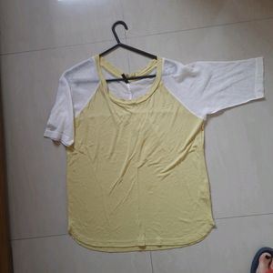 Summer Top Clearance BENETTON