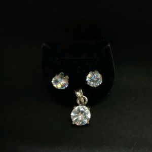 Diamond Earring With Pendant (Unused)