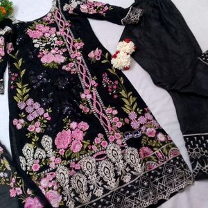 Black Bold Pakistani Designer Suit Set