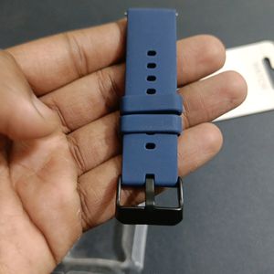 Soft Silicone 22mm Watch Strap with Secure Buckle