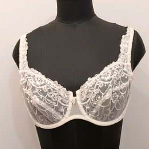 Lace Bra.