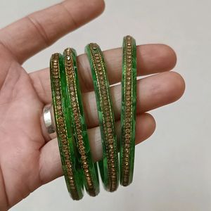 Combo Of Multicolour Bangles .