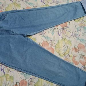 Women Regular Mid Rise Blue Jeans